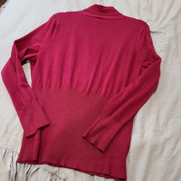 Lane Bryant Surplice, long sleeve sweater with ribbed bottom.  Burgandy SZ 18/20 - Picture 4 of 9